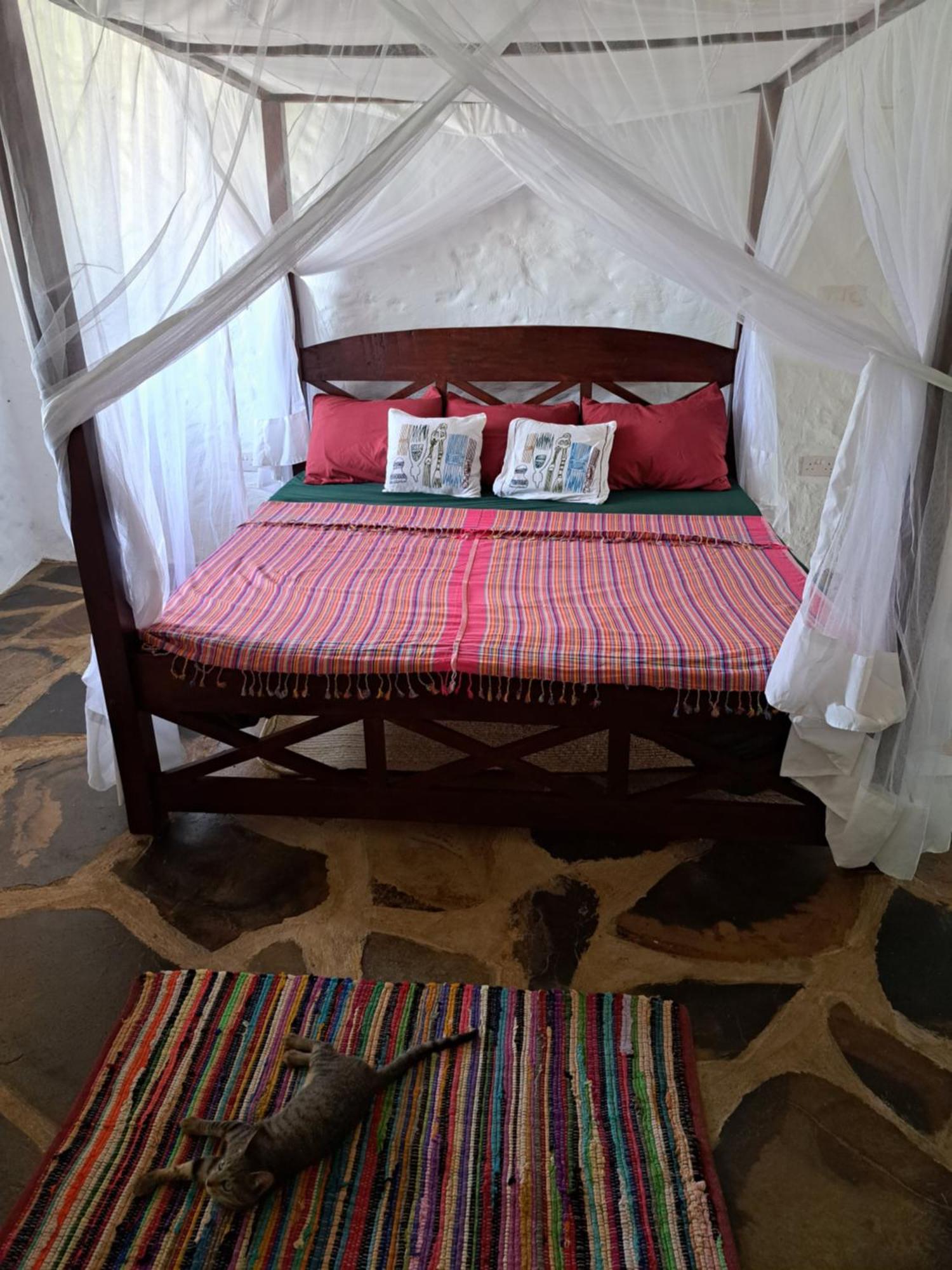우쿤다 Diani Yoga Barn B&B 외부 사진